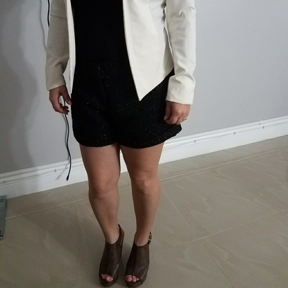 Shoes - Picture 2 of 4